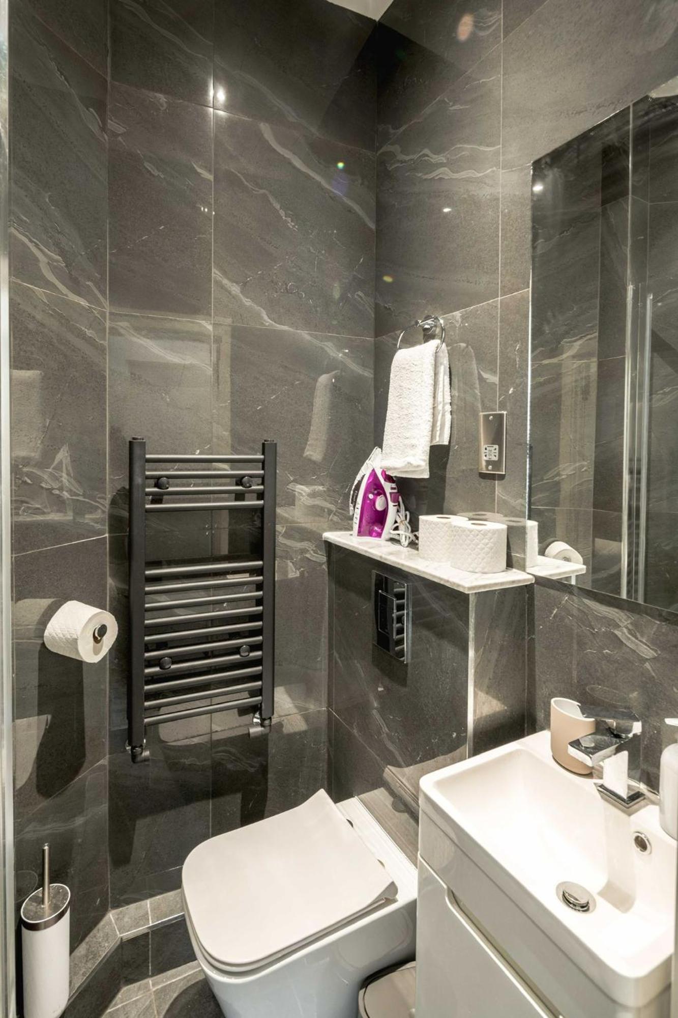 Appartamento Charming 2 Bedroom, Kensington, Chelsea, Harrods *