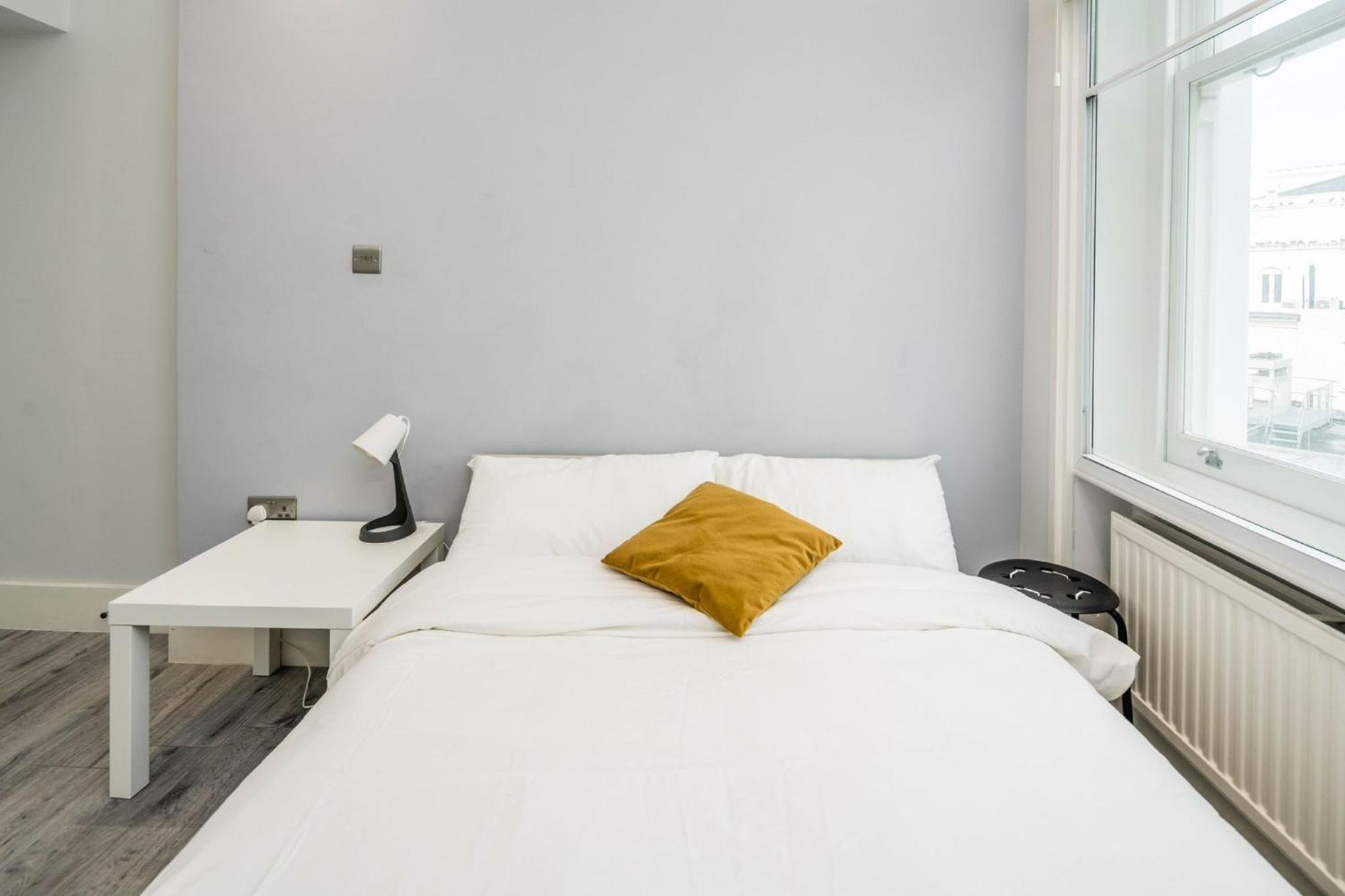 Appartamento Charming 2 Bedroom, Kensington, Chelsea, Harrods Londra